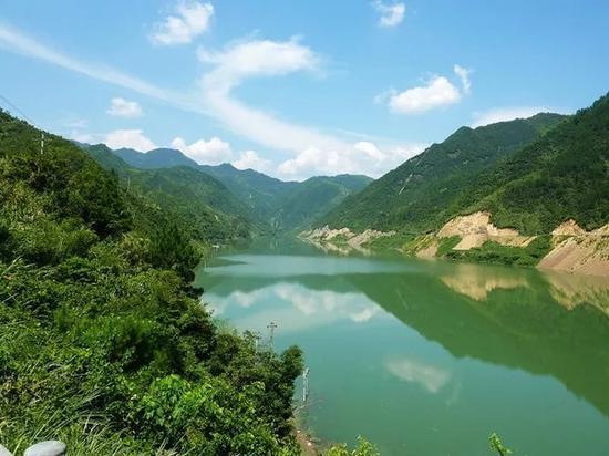 去比克电池工作需要达到那些标准?-权威问答网,获取准确信息